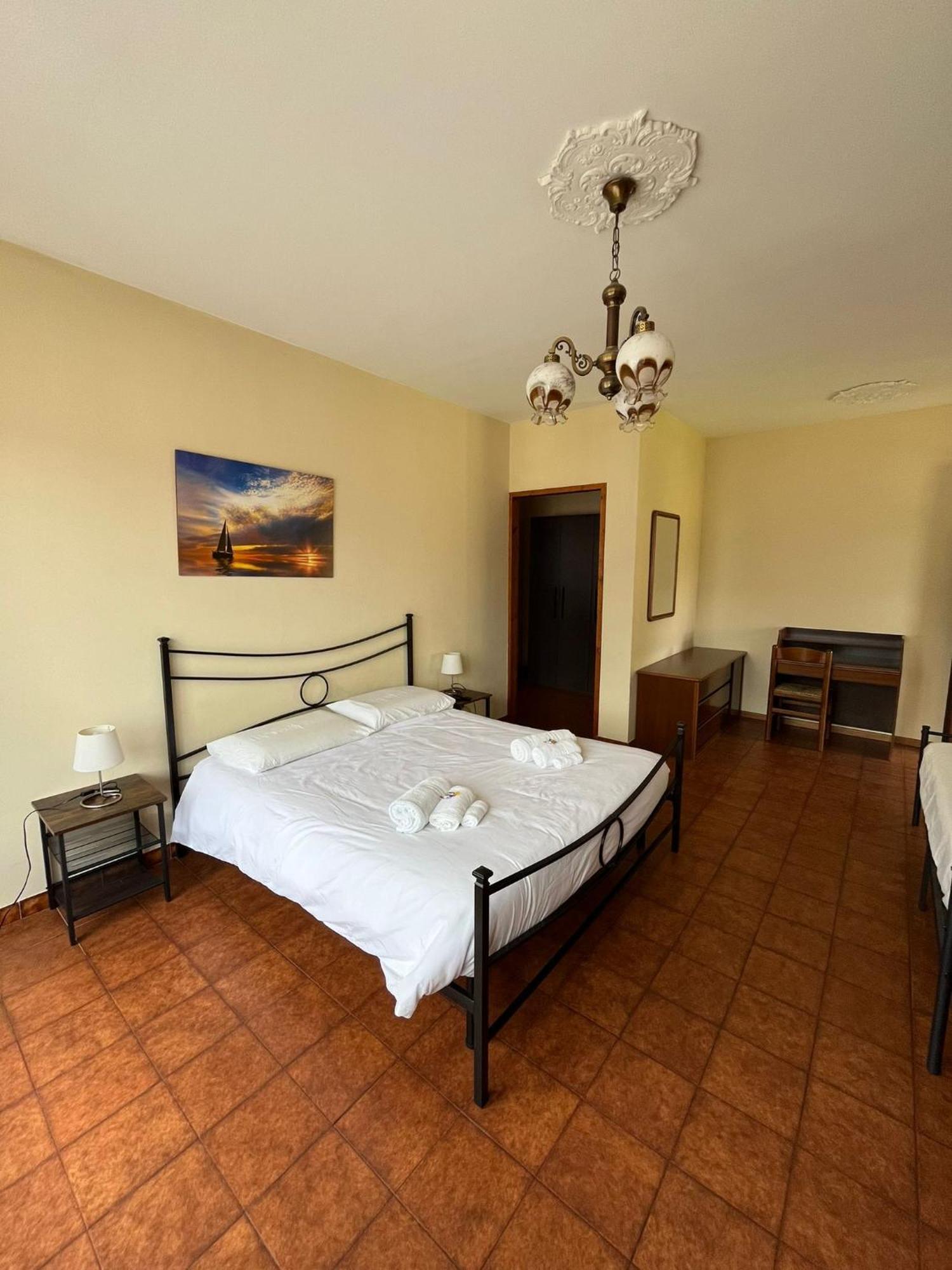 B&B Garzola Оссуччо Экстерьер фото
