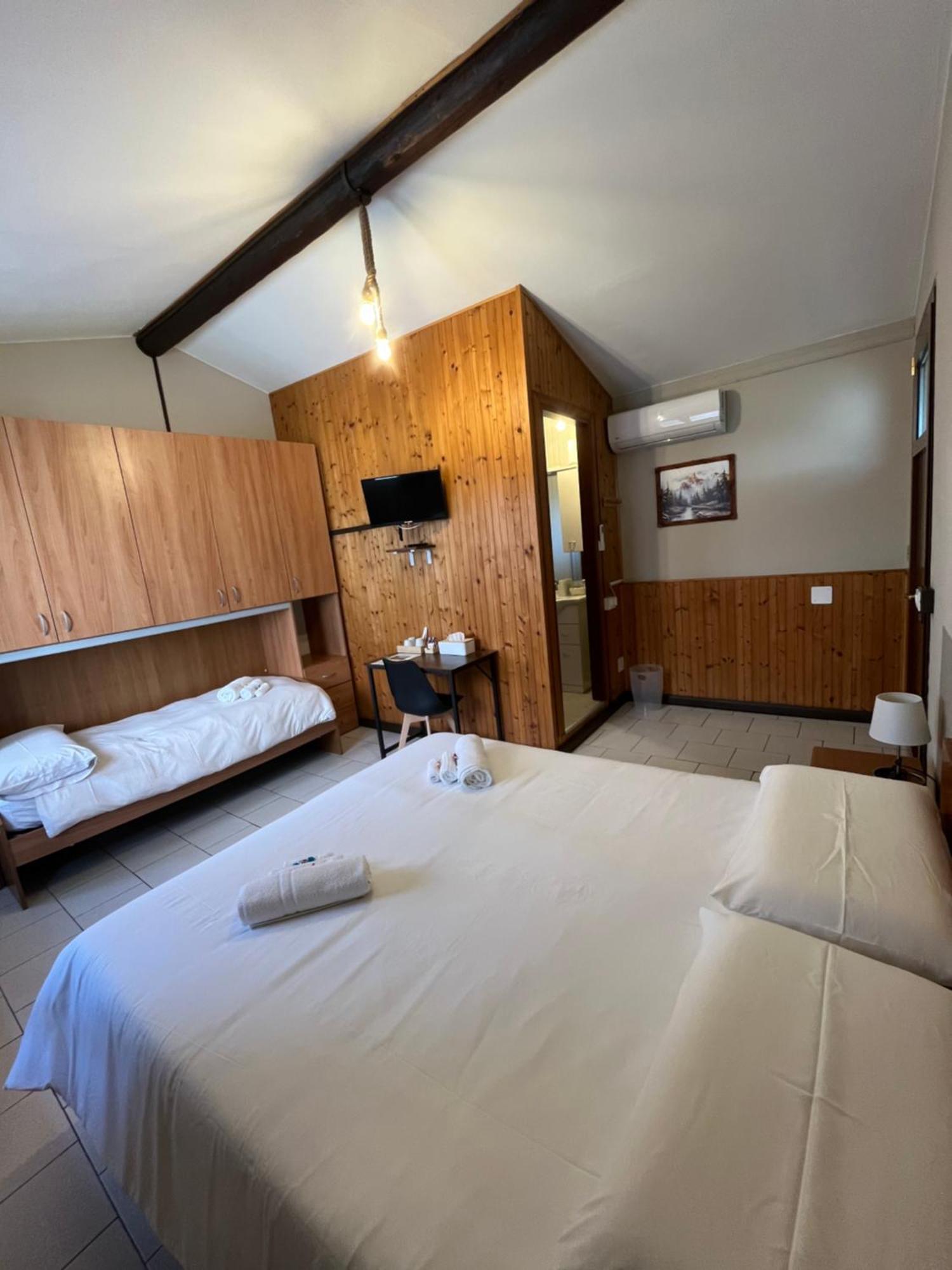 B&B Garzola Оссуччо Экстерьер фото