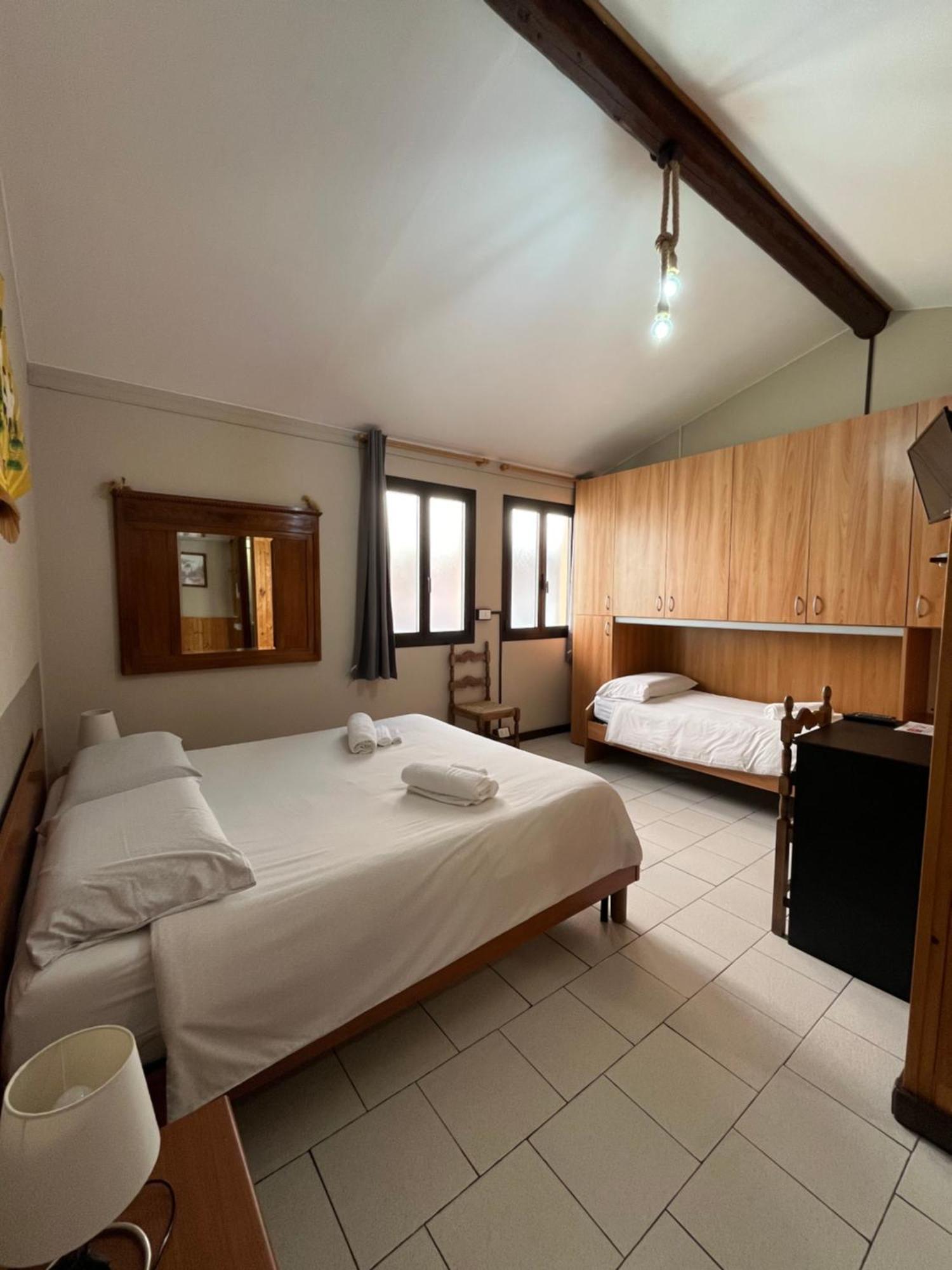 B&B Garzola Оссуччо Экстерьер фото