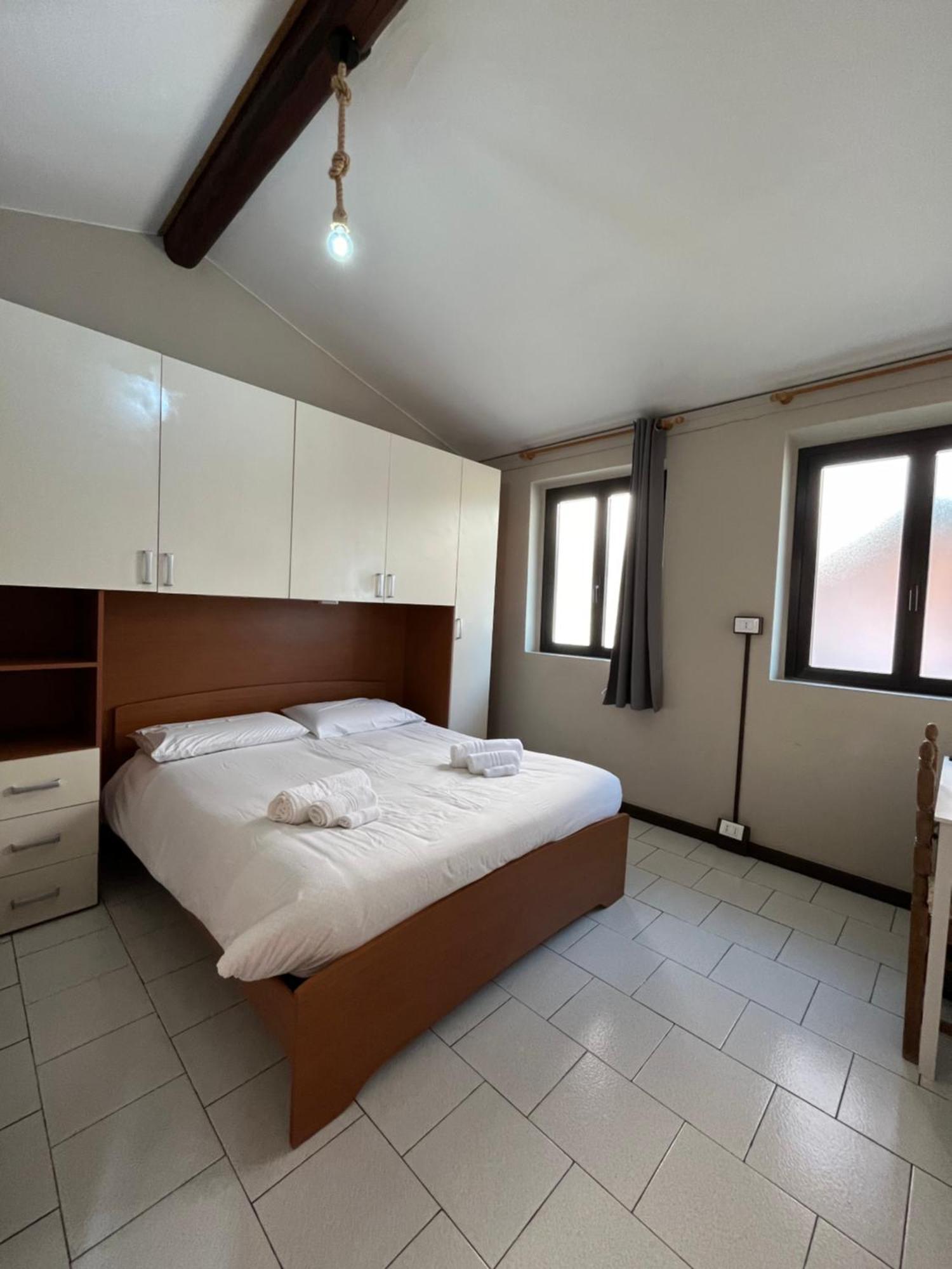 B&B Garzola Оссуччо Экстерьер фото