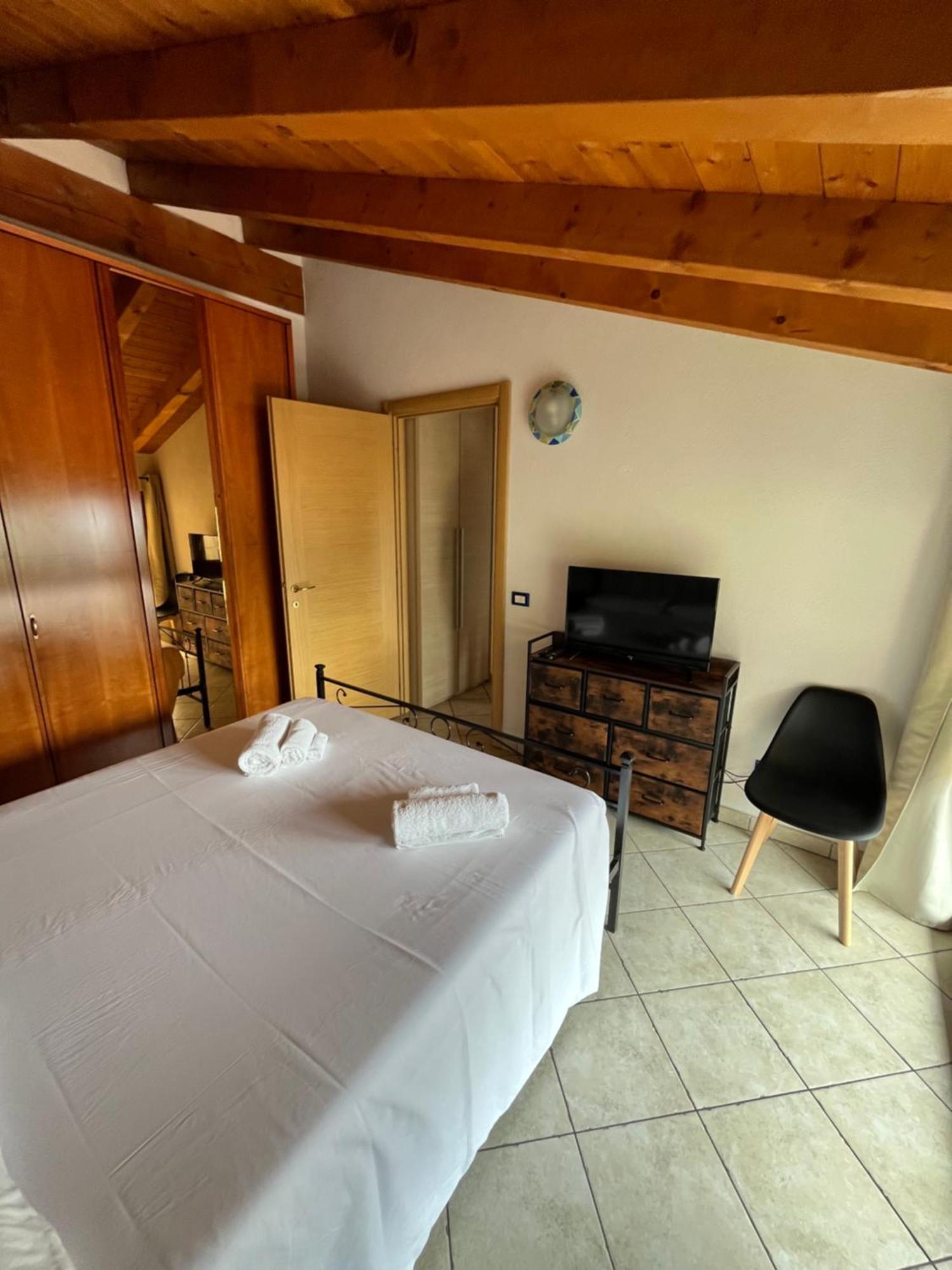 B&B Garzola Оссуччо Экстерьер фото